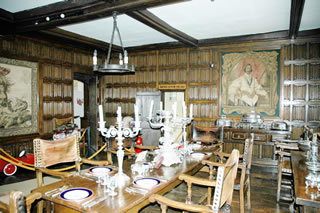 THE DINING ROOM THE DINING ROOM